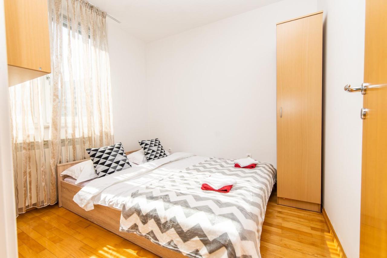 Modern 2Bdr Apartment In The Center- Free Parking Sarajevo Extérieur photo