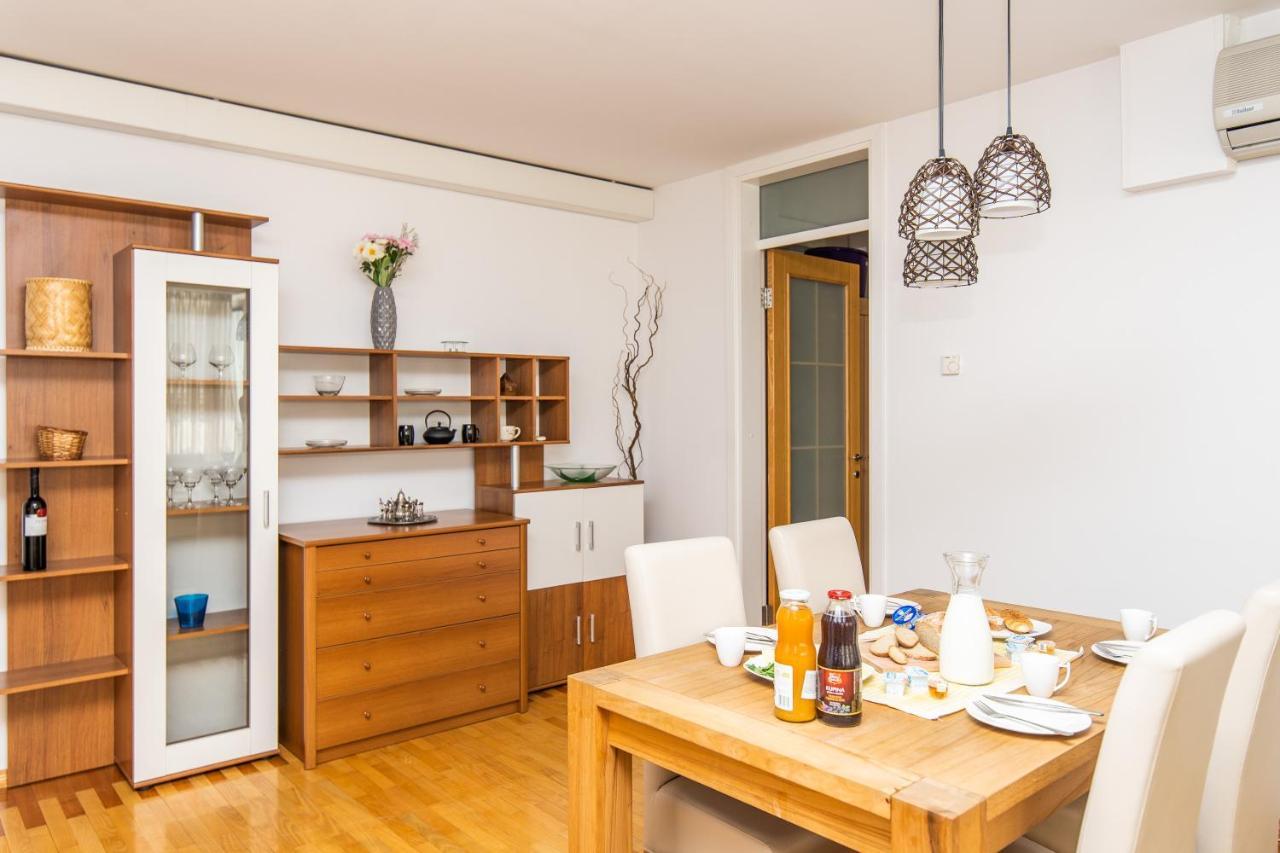 Modern 2Bdr Apartment In The Center- Free Parking Sarajevo Extérieur photo